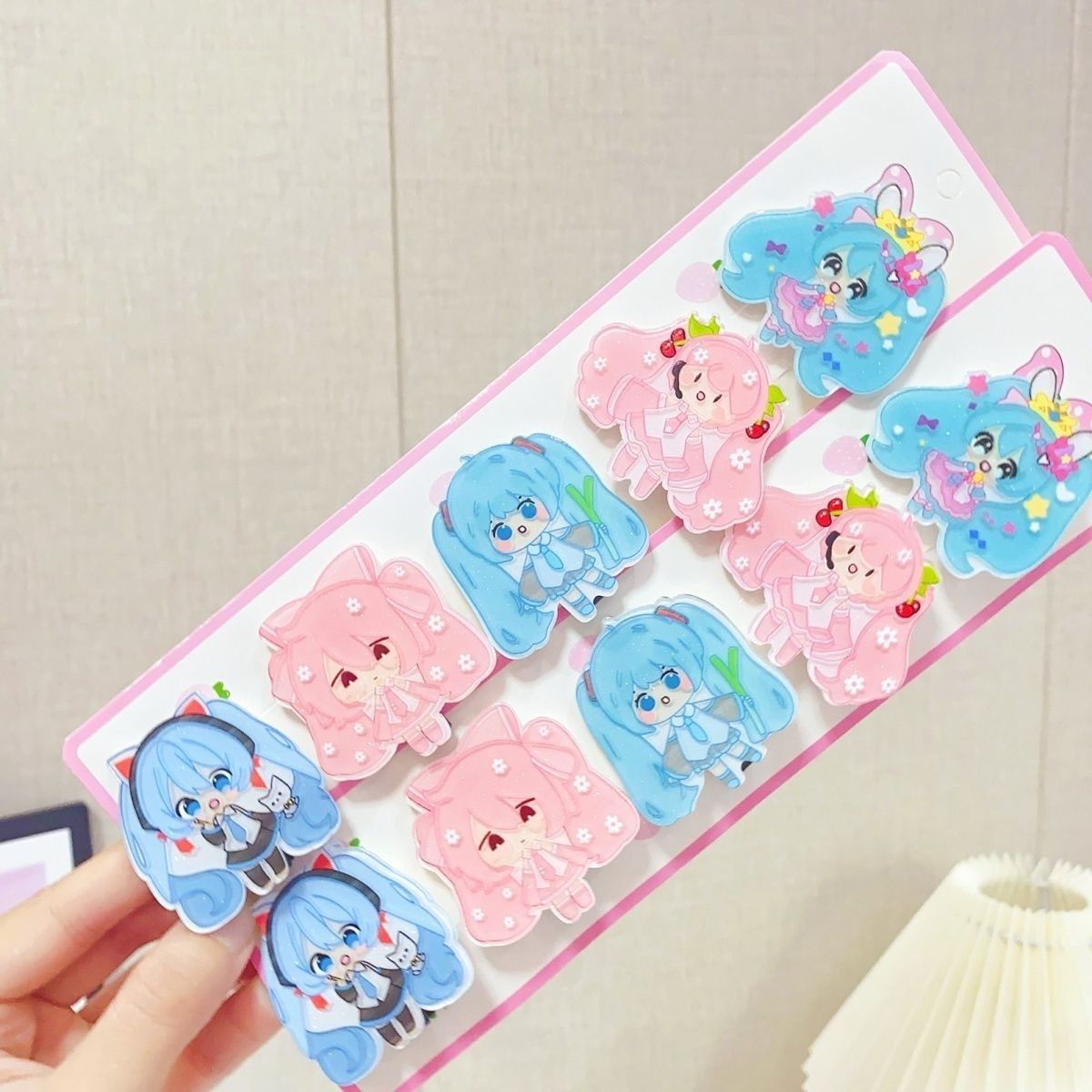 Hatsune Miku cartoon hair clip - Cosplay Floating Prop review and price